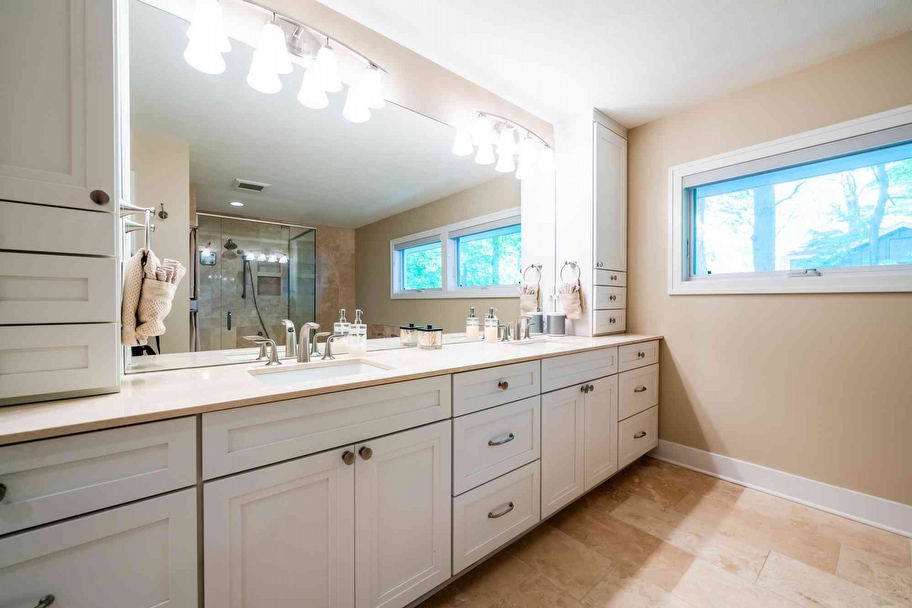 Harbert Hideaway Vacation Rental | Luxury Home with Private Pool Hot Tub and Walk to Lake Michigan Beach - Lake Michigan real estate
