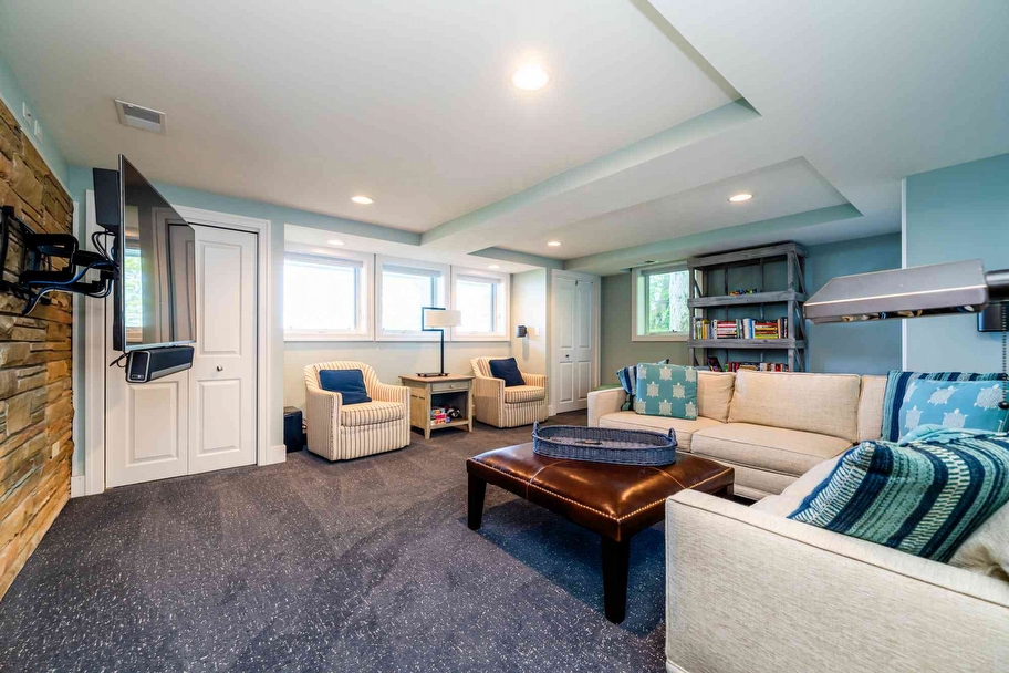 Harbert Hideaway Vacation Rental | Luxury Home with Private Pool Hot Tub and Walk to Lake Michigan Beach - Lake Michigan real estate