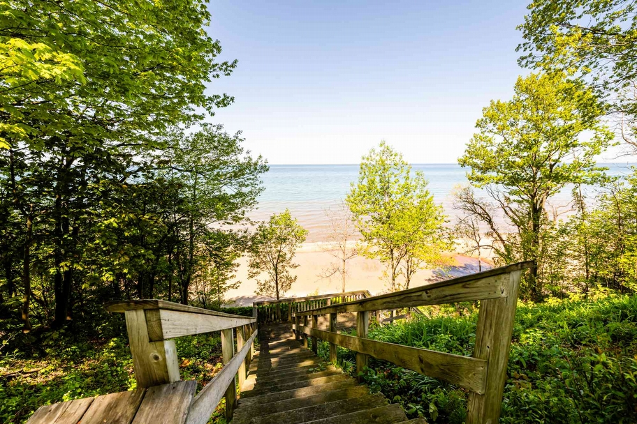 Harbert Hideaway Vacation Rental | Luxury Home with Private Pool Hot Tub and Walk to Lake Michigan Beach - Lake Michigan real estate